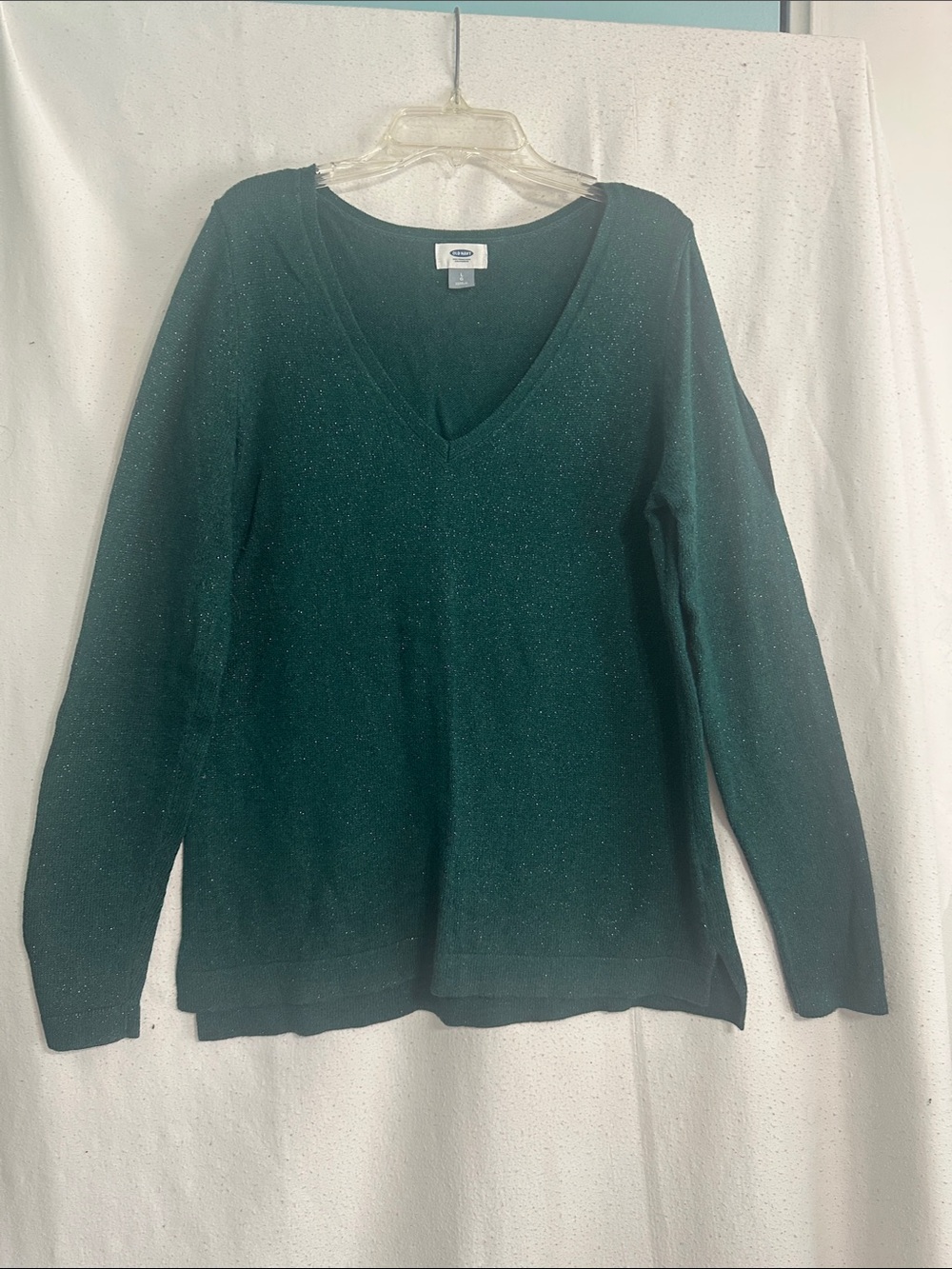 Old Navy Emerald Green V-Neck Sweater with Subtle Shimmer